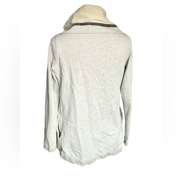 lululemon athletica Gray Sweater with Black Accent - Picture 6 of 9